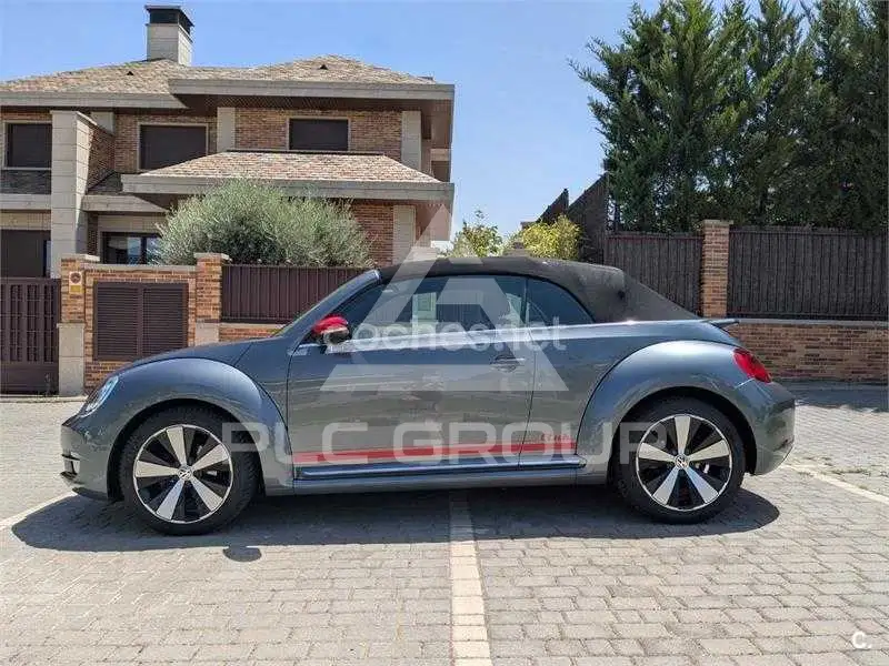 2016 Volkswagen BEETLE