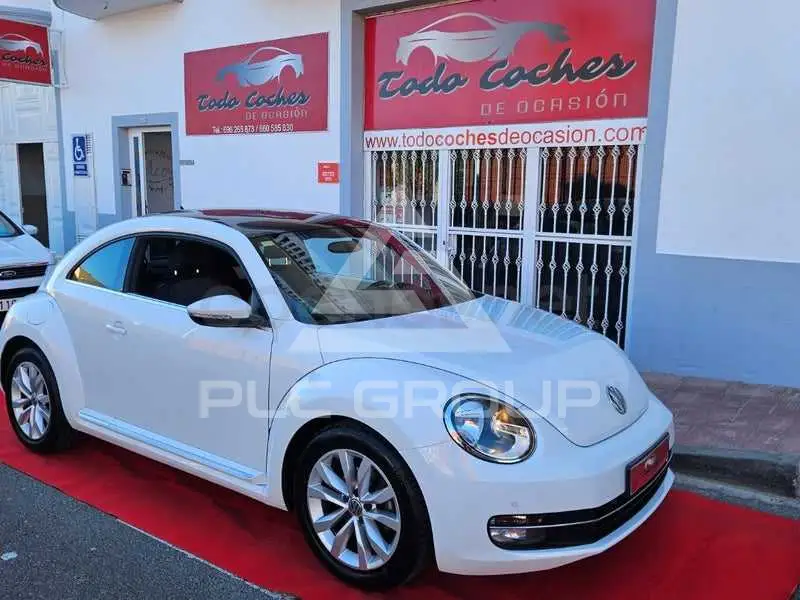 2016 Volkswagen BEETLE
