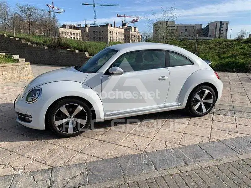 2016 Volkswagen BEETLE