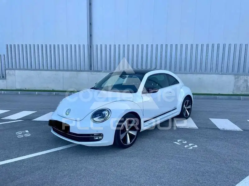 2016 Volkswagen BEETLE
