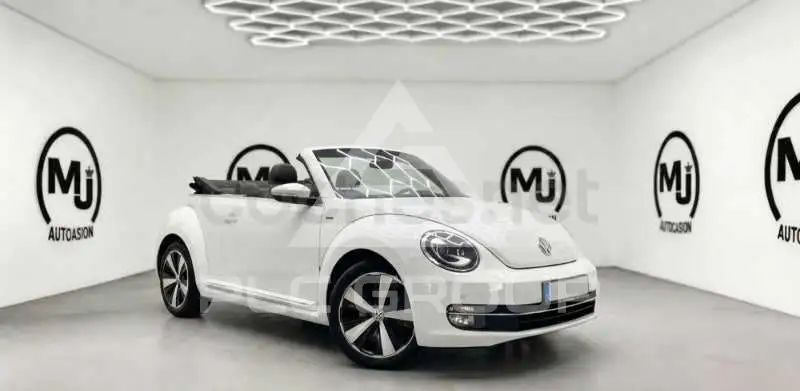 2016 Volkswagen BEETLE