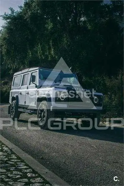 2016 Land Rover DEFENDER