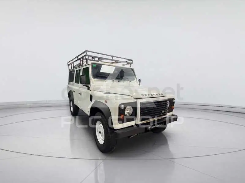 2016 Land Rover DEFENDER