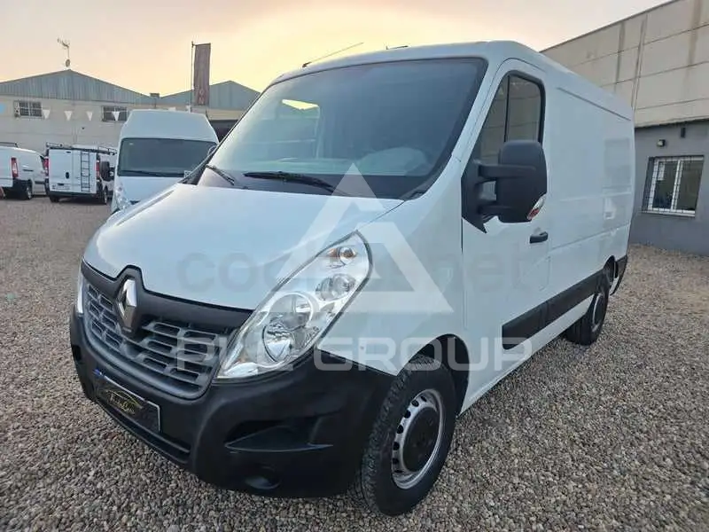 2016 Renault Master