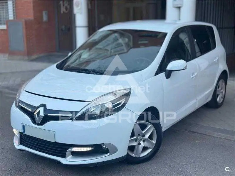 2016 Renault Scenic