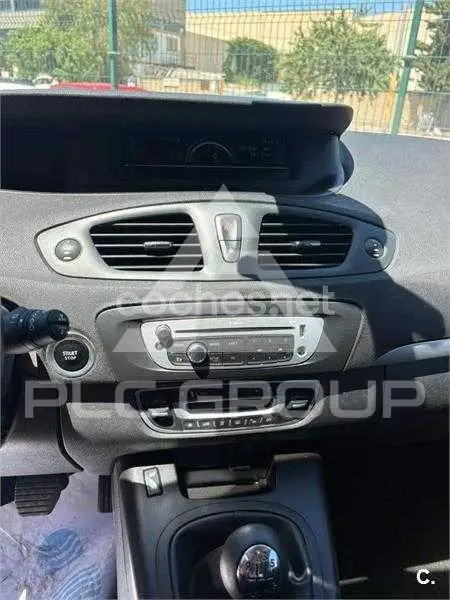 2016 Renault Scenic