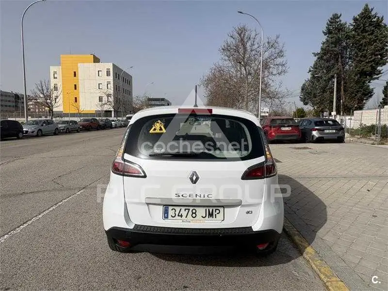 2016 Renault Scenic