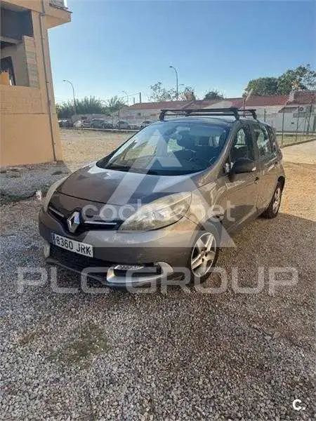 2016 Renault Scenic
