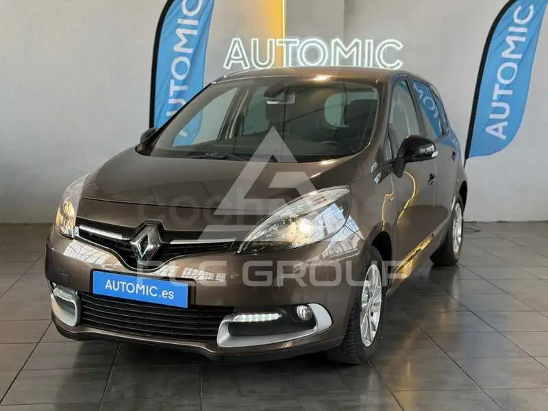 2016 Renault Scenic