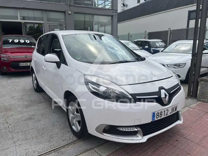 2016 Renault Scenic