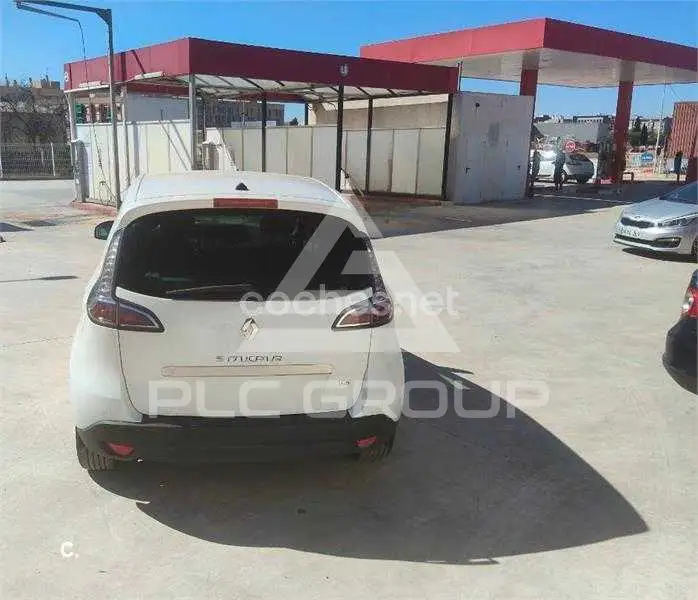 2016 Renault Scenic