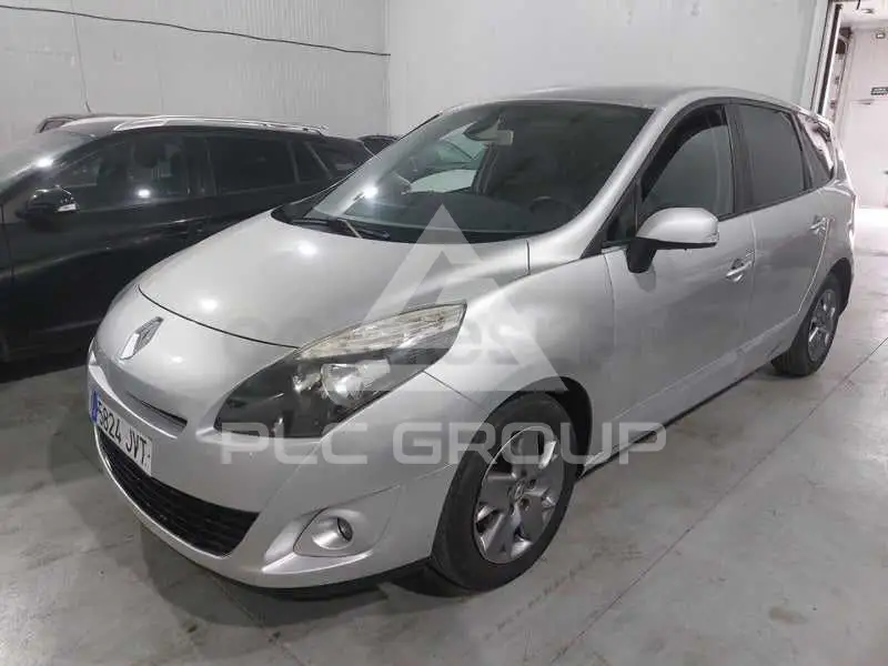 2016 Renault Scenic