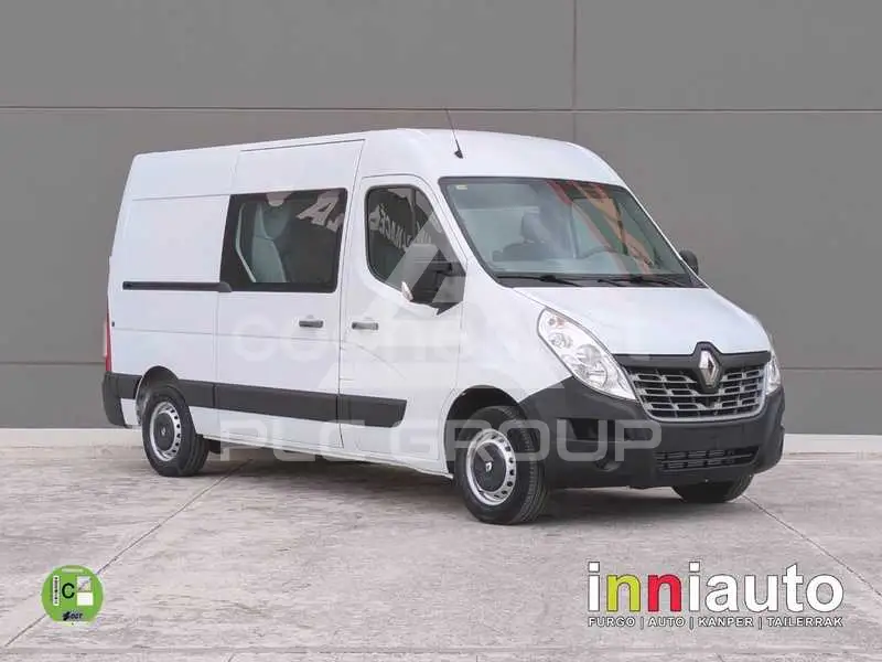 2016 Renault Master