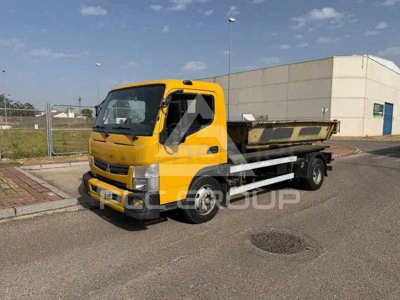 2017 Mitsubishi FUSO