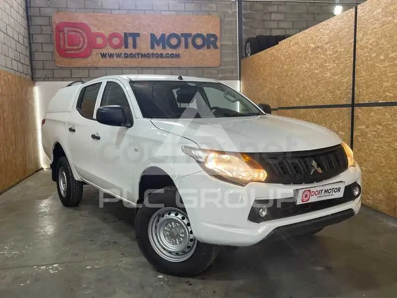 2017 Mitsubishi L200