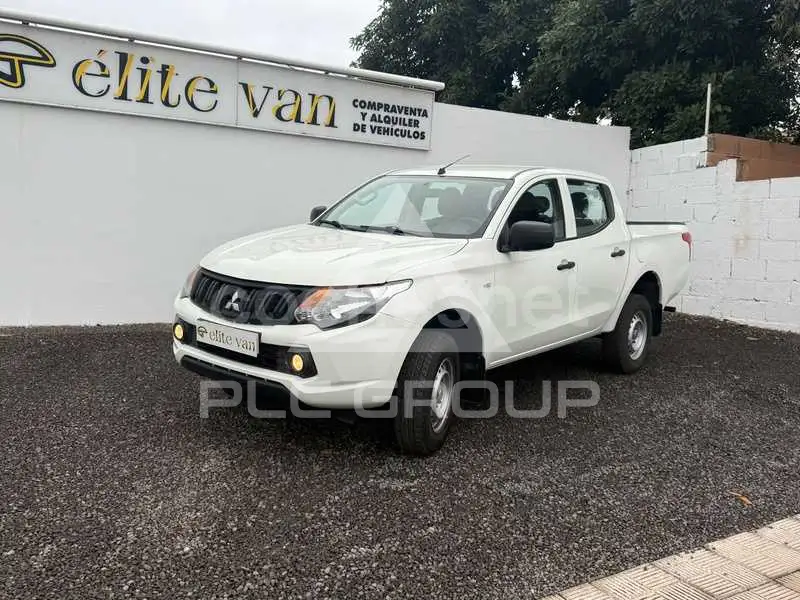 2017 Mitsubishi L200