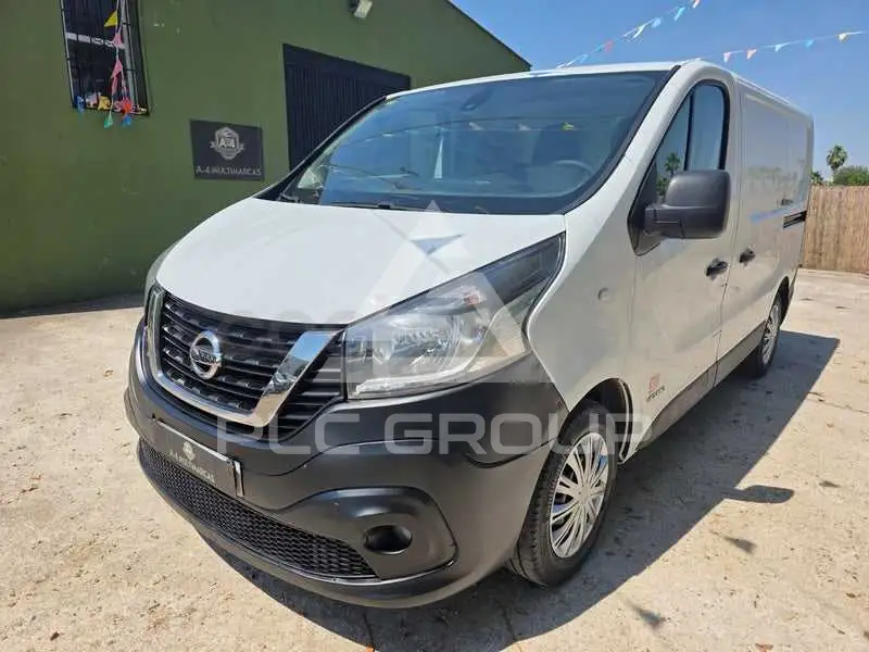 2017 Nissan NV 300