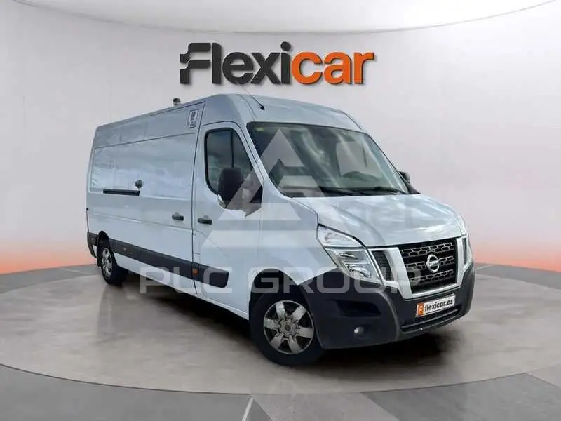 2017 Nissan NV 400