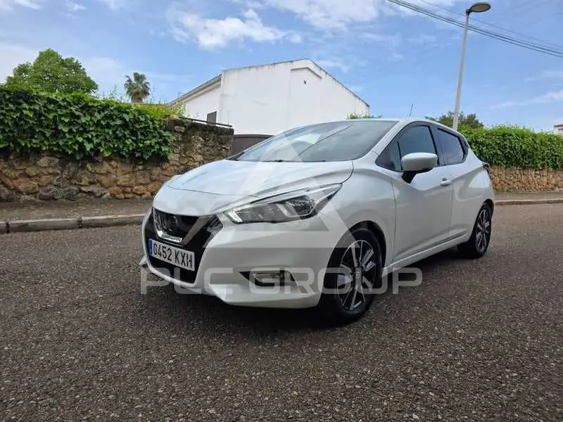 2017 Nissan MICRA