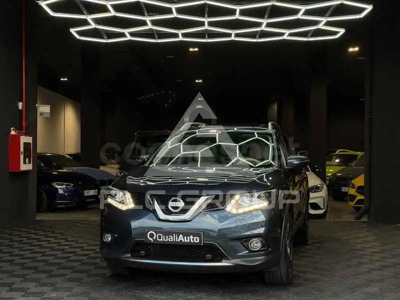 2017 Nissan X-TRAIL