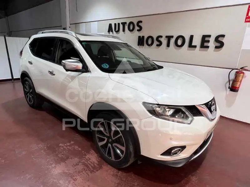 2017 Nissan X-TRAIL