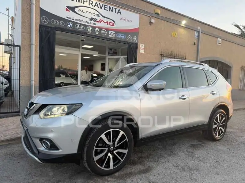 2017 Nissan X-TRAIL
