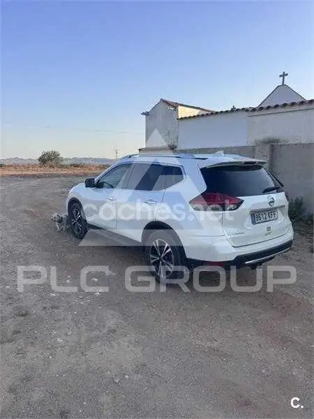 2017 Nissan X-TRAIL