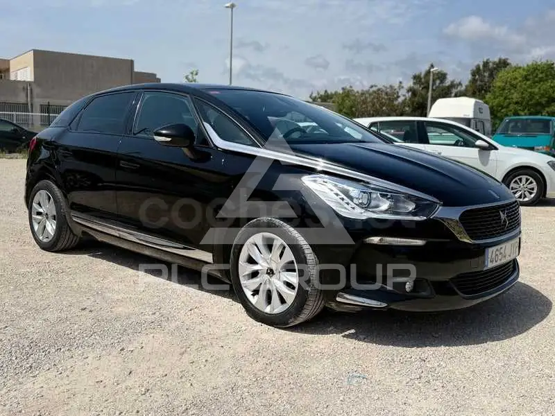 2017 DS DS5