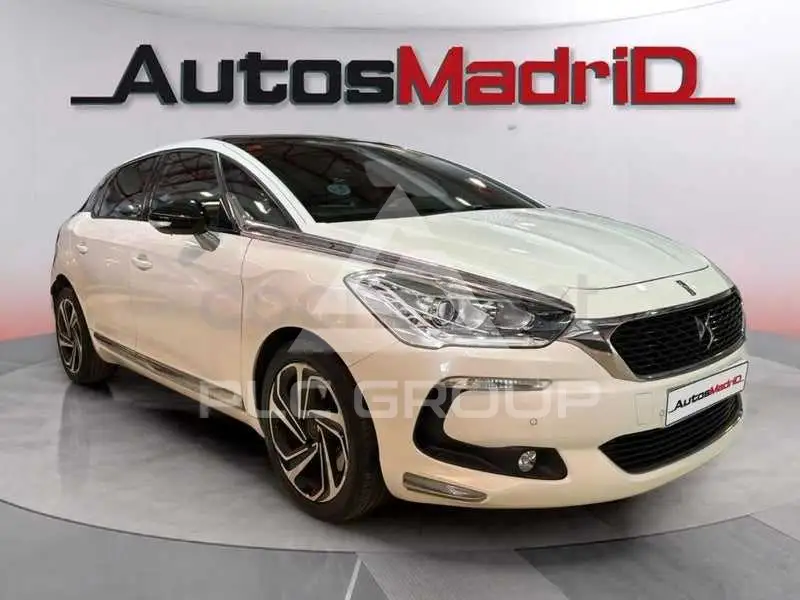 2017 DS DS5