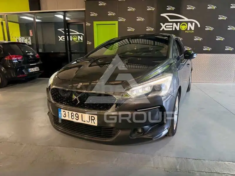 2017 DS DS5