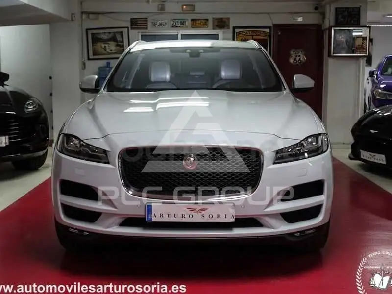 2017 Jaguar F-PACE