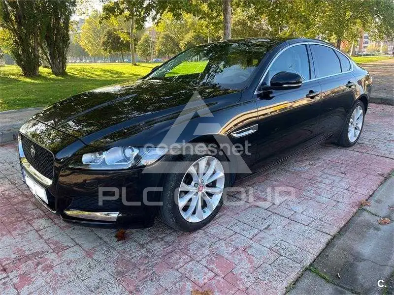2017 Jaguar XF