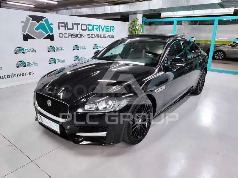 2017 Jaguar XF