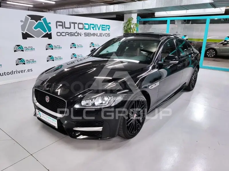 2017 Jaguar XF