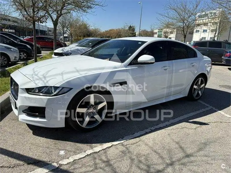 2017 Jaguar XE
