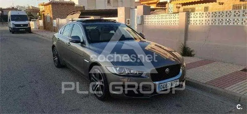 2017 Jaguar XE