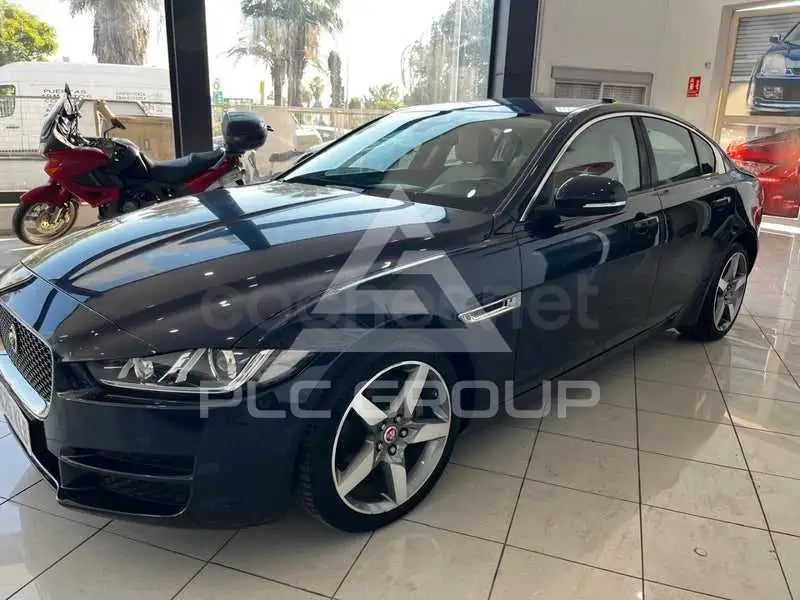 2017 Jaguar XE