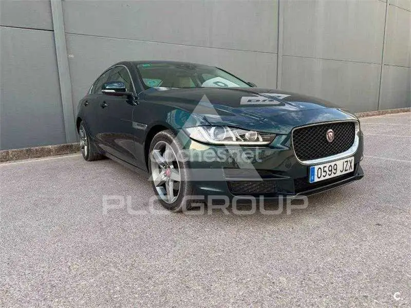 2017 Jaguar XE