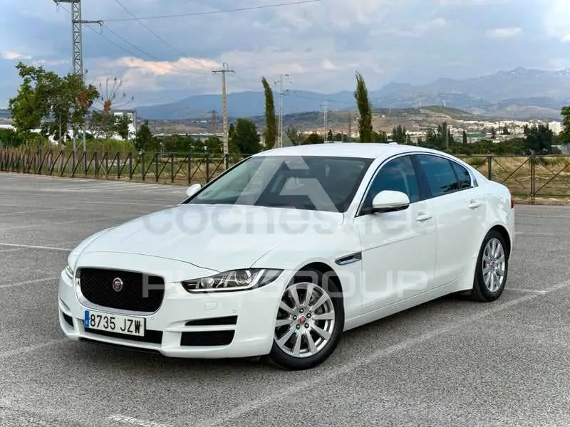 2017 Jaguar XE