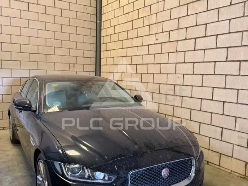 2017 Jaguar XE