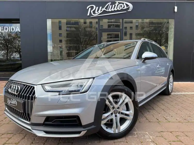 2017 Audi A4