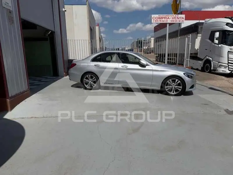 2017 Mercedes Benz C-Class