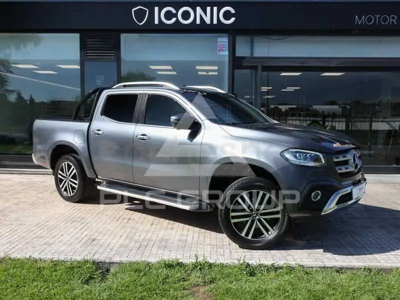 2017 Mercedes Benz X