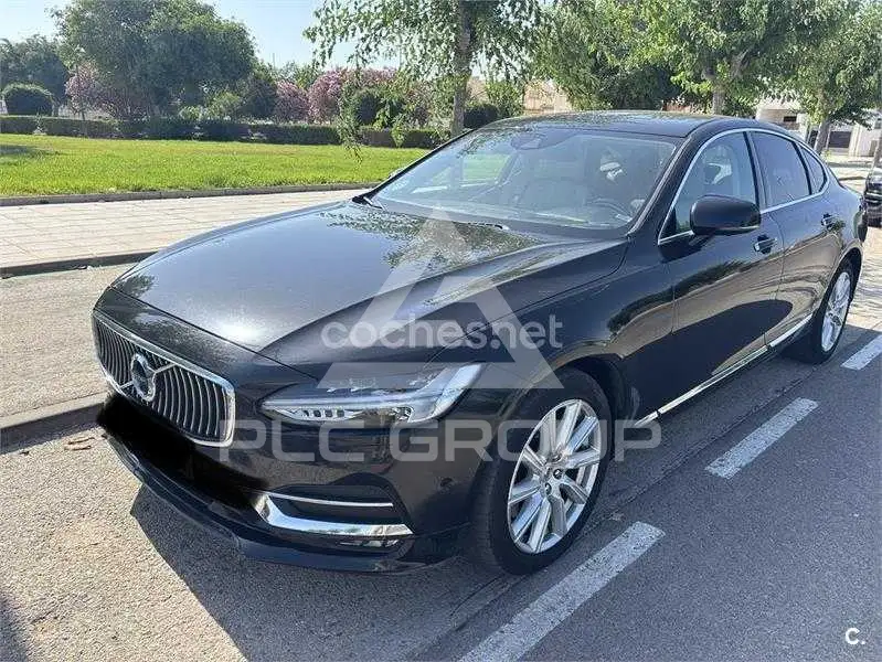 2017 Volvo S90