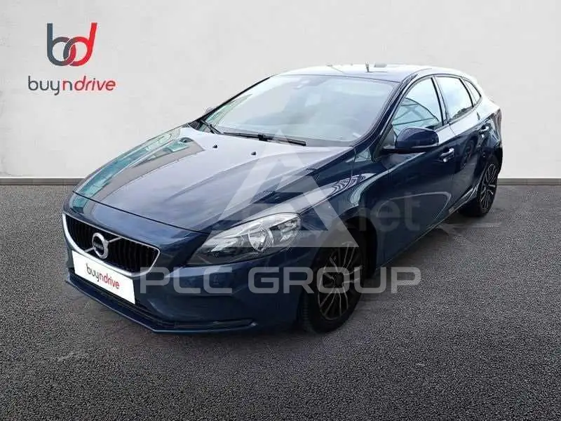 2017 Volvo V40