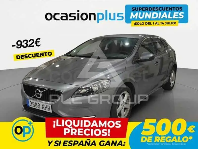 2017 Volvo V40