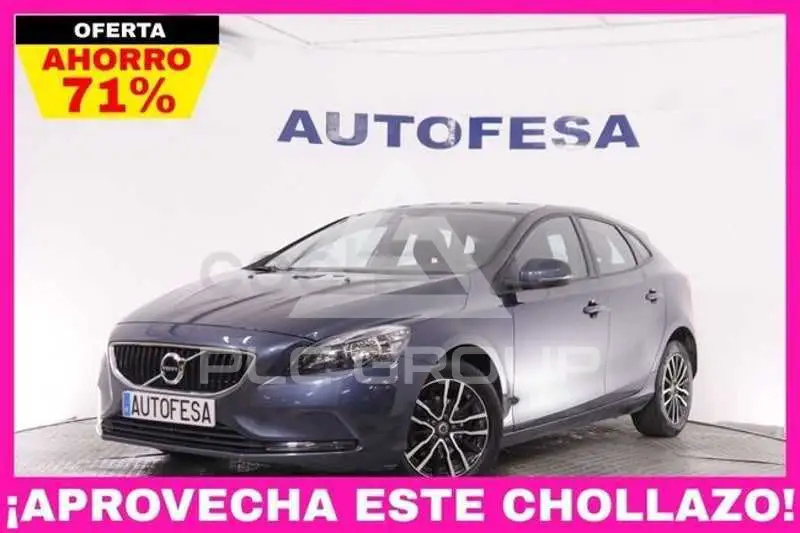 2017 Volvo V40