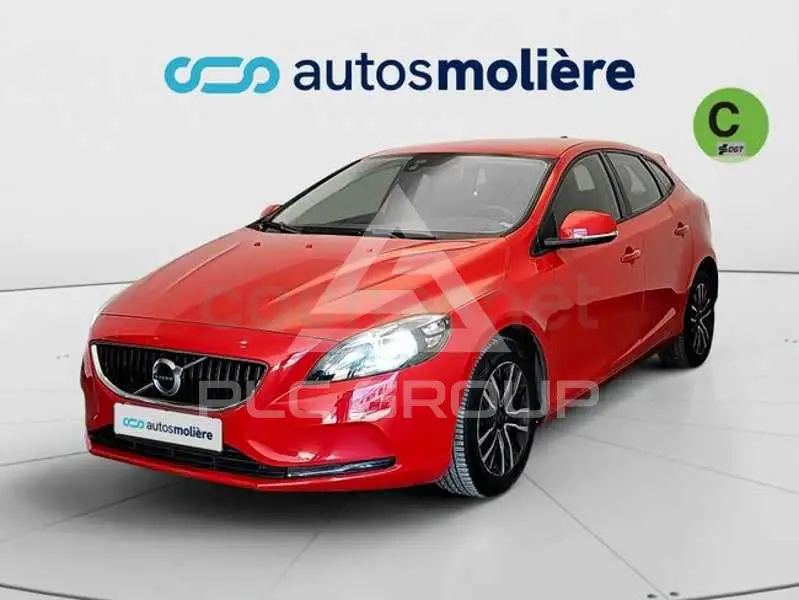 2017 Volvo V40