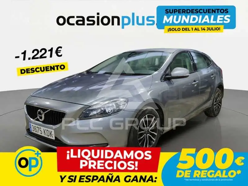 2017 Volvo V40