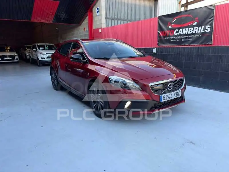 2017 Volvo V40